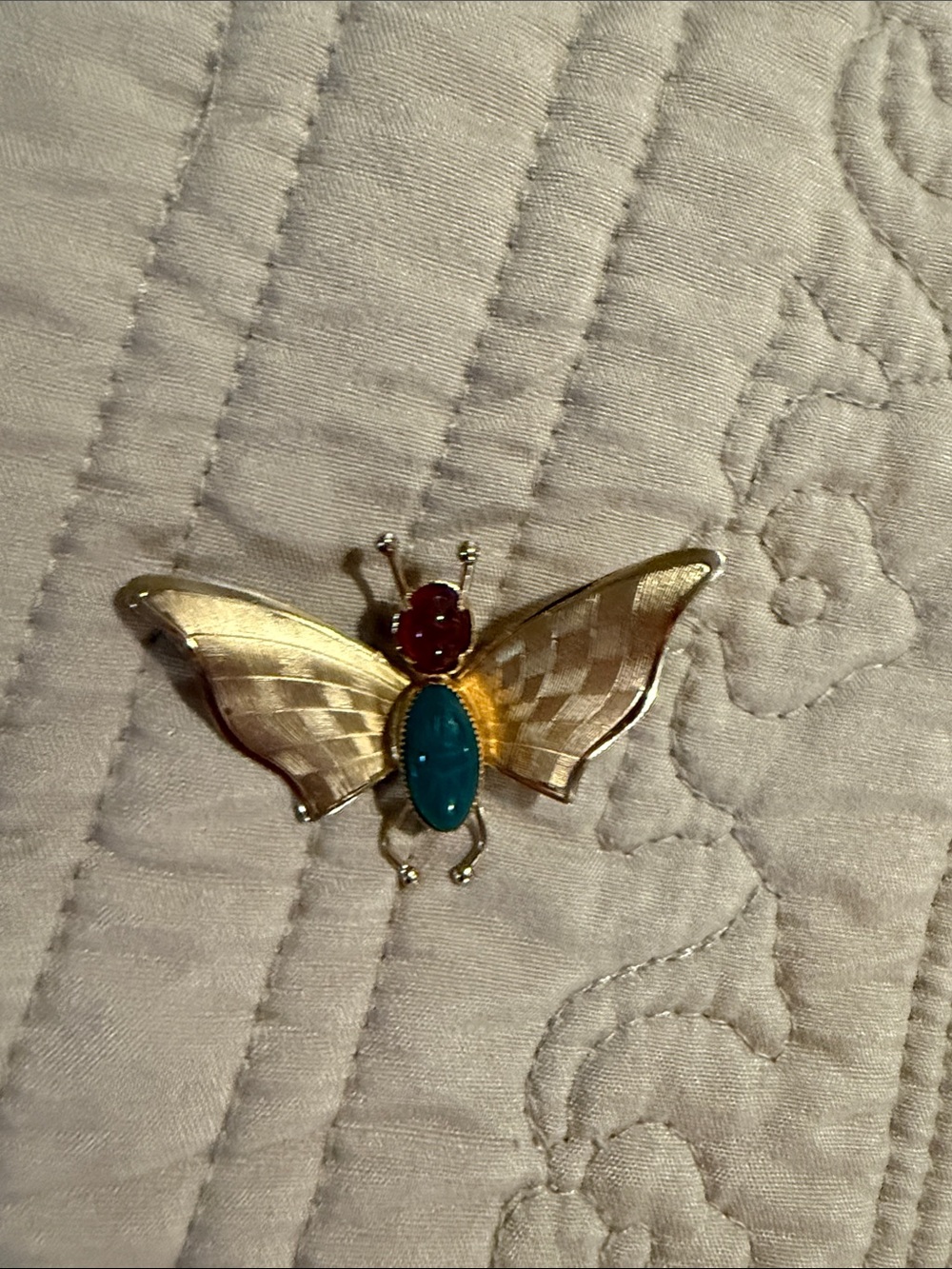 Vintage Butterfly Pin Brooch with Turquoise and Red Cabochons - Picture 3 of 5